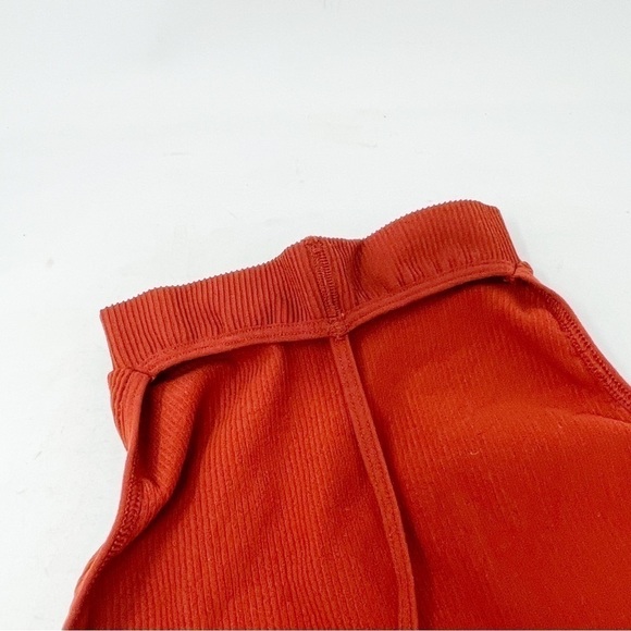 Set Of 2 URBAN OUTFITTERS OFU Women’s Seamless Ribbed Tops - Picture 13 of 13